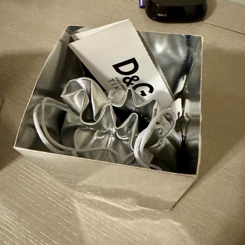 D&G Watch - Picture 4 of 4